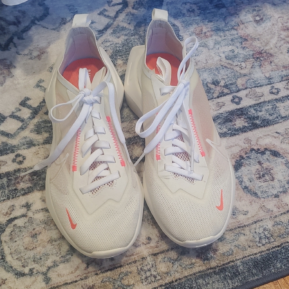 Nike Women's Cream and Coral Sneakers